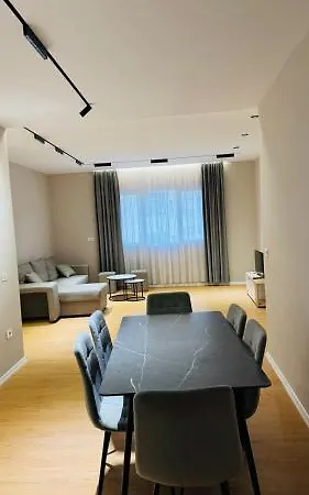 Gloria New Bazaar 公寓 *