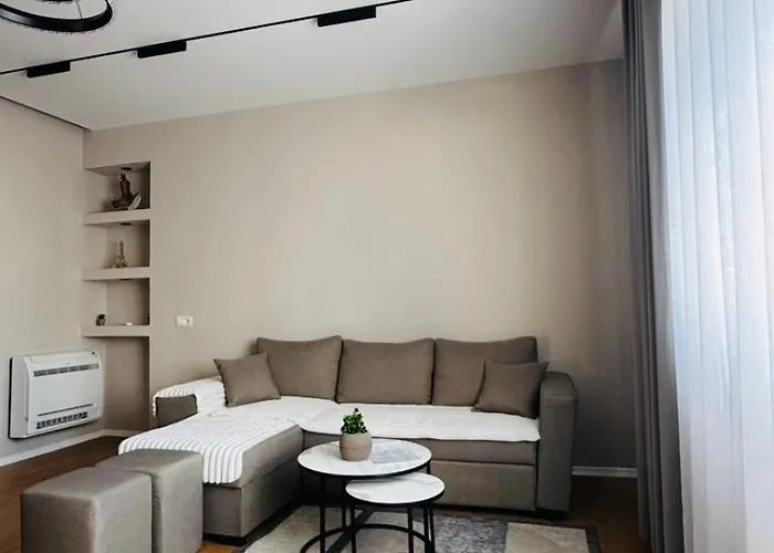 Gloria New Bazaar Appartement Tirana